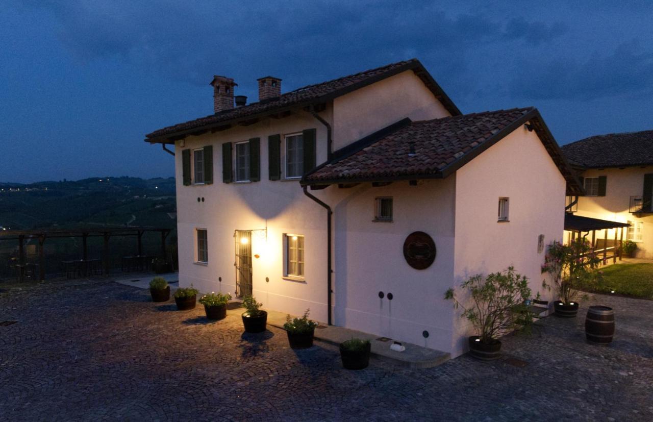 Locanda Del Pilone Альба Экстерьер фото